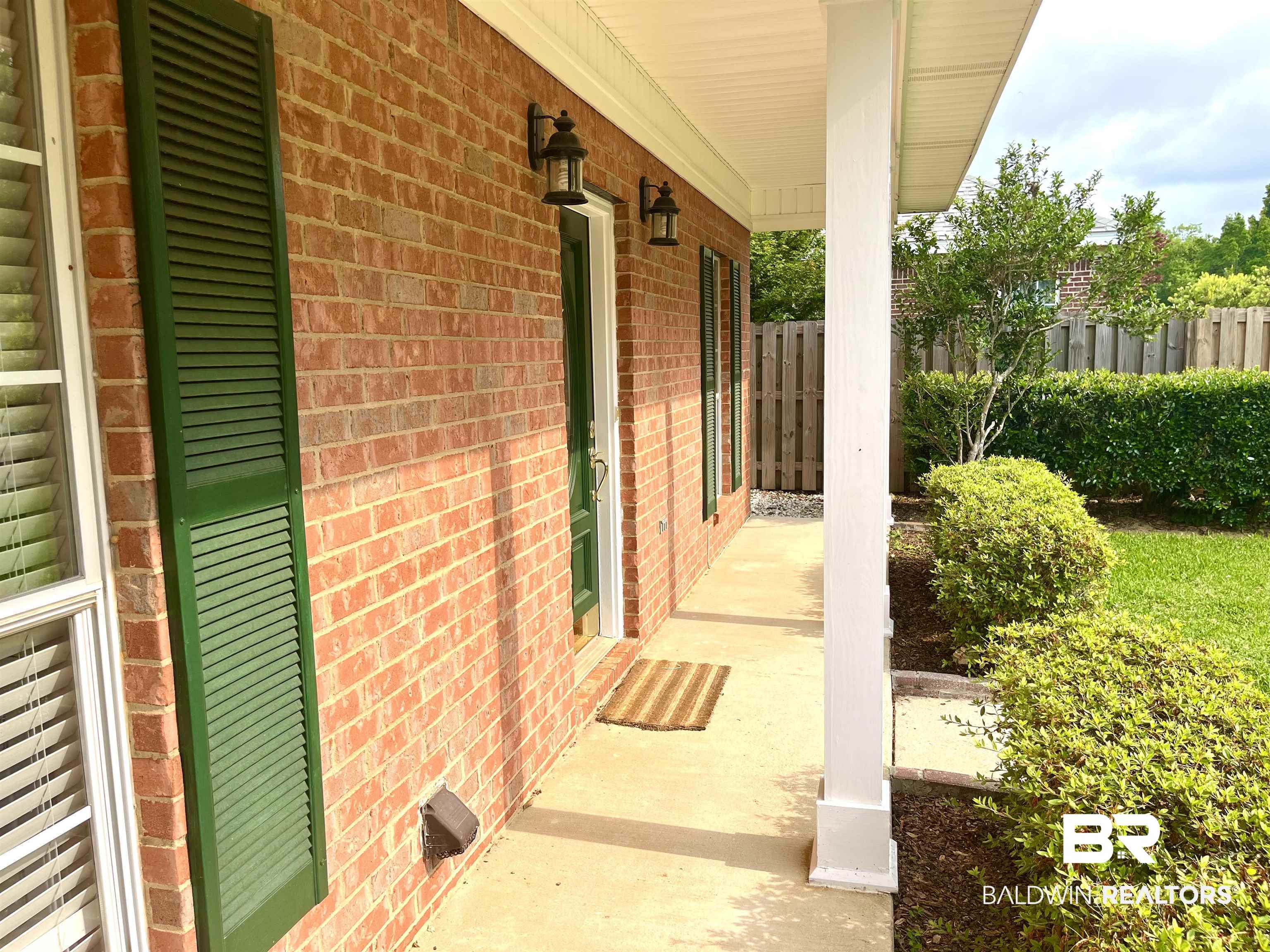 105 Spring Park Drive Fairhope, AL 36532 - Photo 3 of 19 Front Porch