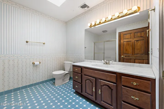 $949,000 | 22 Windswept Lane, Freehold, NJ 07728