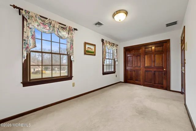 $949,000 | 22 Windswept Lane, Freehold, NJ 07728