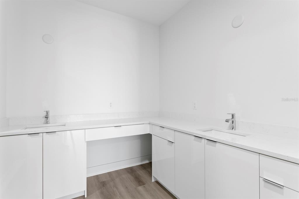 400 150th Avenue, Unit 302 Madeira Beach, FL 33708 - Photo 38 of 82