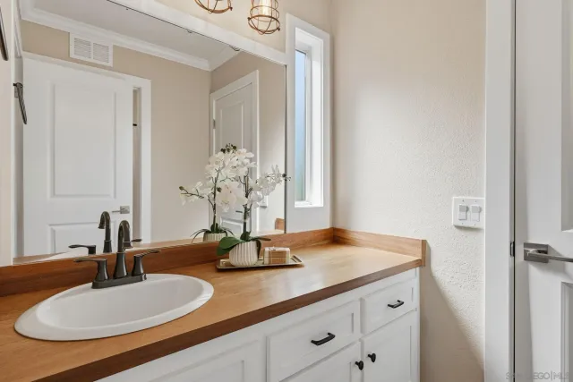 $1,999,000 | 2742 Glasgow Drive, Carlsbad, CA 92010