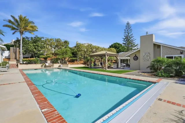 $1,999,000 | 2742 Glasgow Drive, Carlsbad, CA 92010