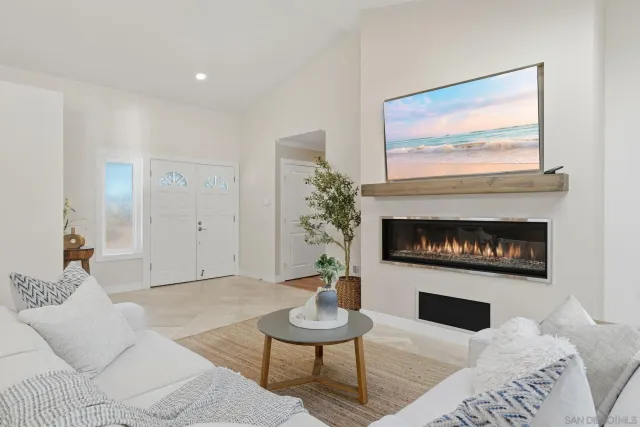 $1,999,000 | 2742 Glasgow Drive, Carlsbad, CA 92010