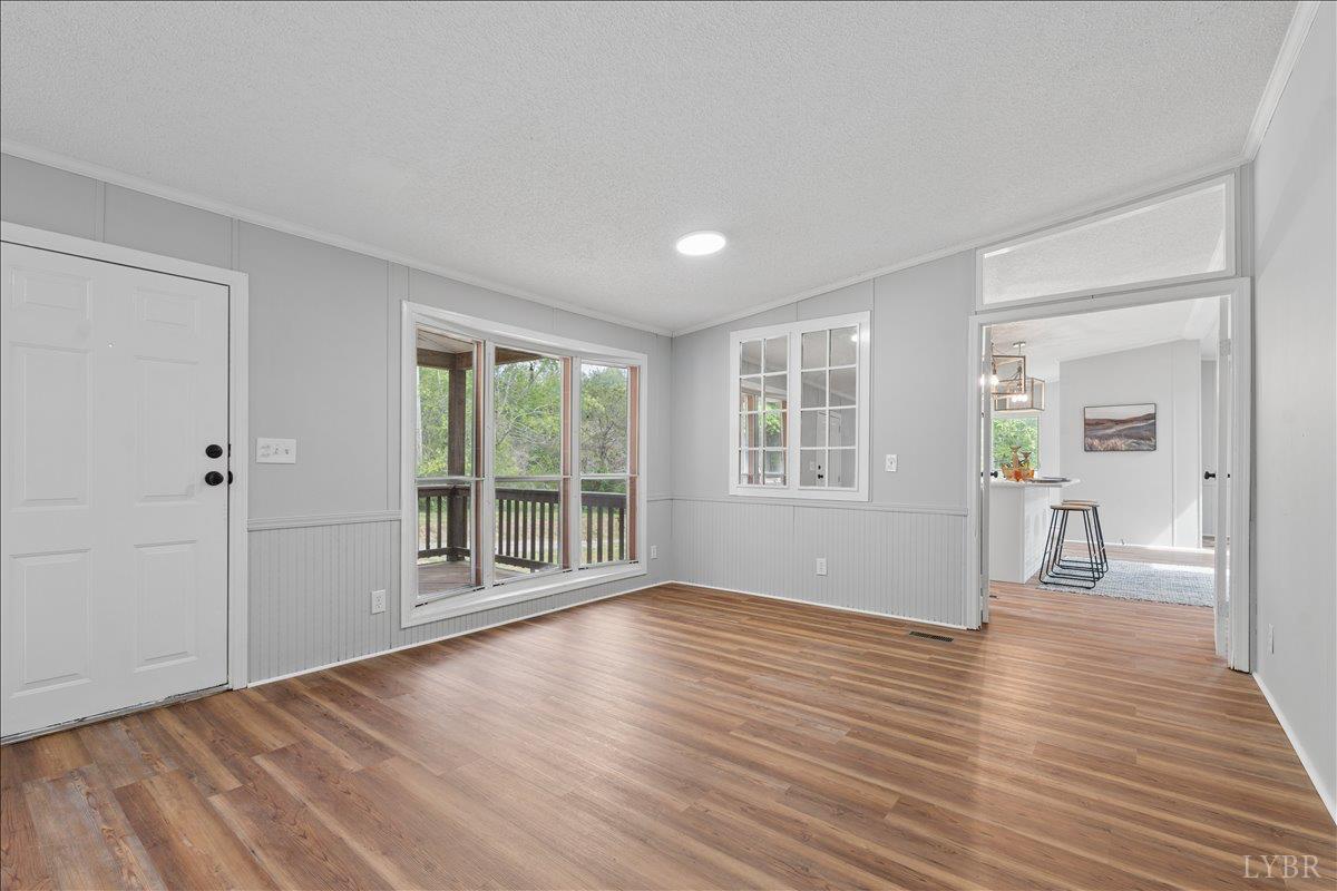 443 Craigtown Road Shipman, VA 22971 - Photo 7 of 29 Gallery Image 7