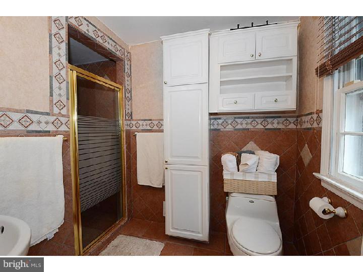 125 David Road Bala Cynwyd, PA 19004 - Photo 11 of 23 Bathroom