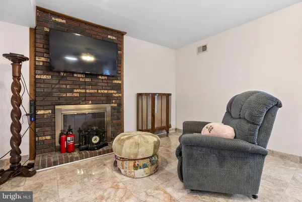 $565,000 | 42 Hornsby Drive, Marlton, NJ 08053