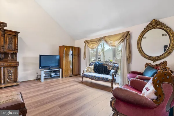 $565,000 | 42 Hornsby Drive, Marlton, NJ 08053