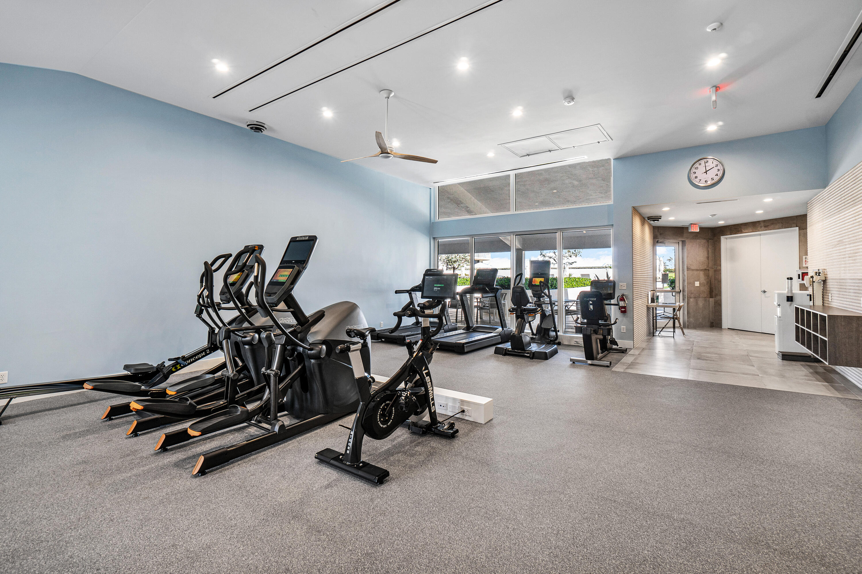 3170 South Ocean Boulevard, Unit S302 Palm Beach, FL 33480 - Photo 25 of 34 a view of a room with gym equipment