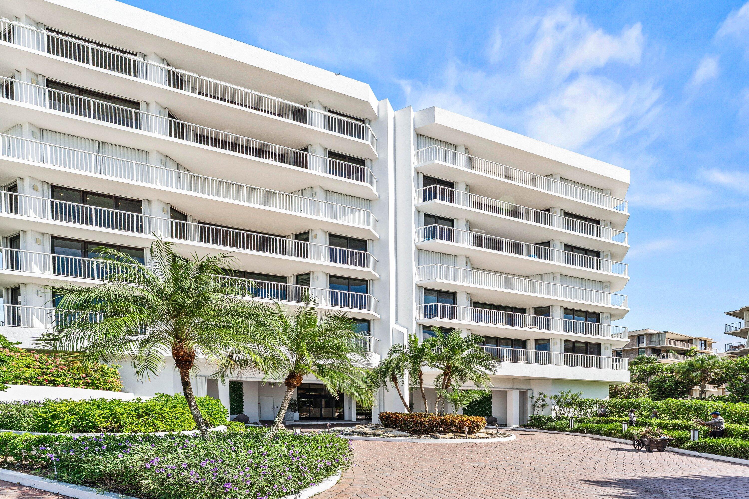 3170 South Ocean Boulevard, Unit S302 Palm Beach, FL 33480 - Photo 26 of 34 a front view of a building