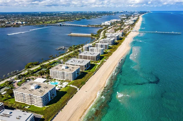 $3,475,000 | 3170 South Ocean Boulevard, Unit S302, Palm Beach, FL 33480
