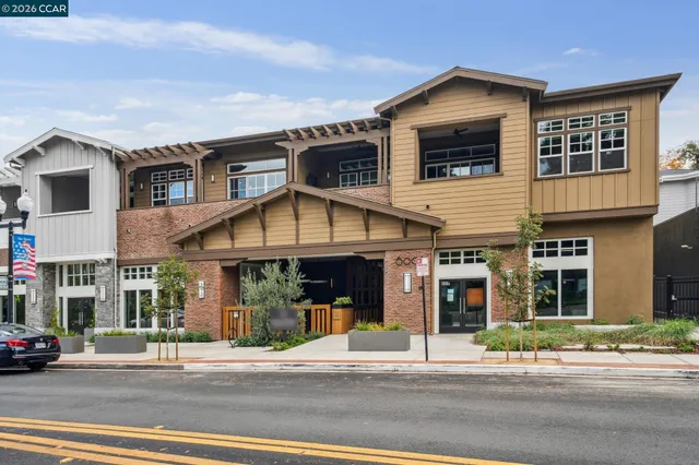 $1,495,000 | 600 Hartz Avenue, Unit 114, Danville, CA 94526