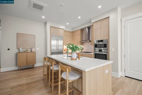 $1,299,000 | 600 Hartz Avenue, Unit 114, Danville, CA 94526