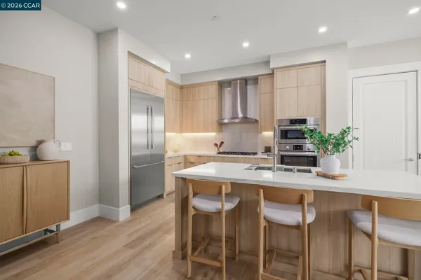 $1,299,000 | 600 Hartz Avenue, Unit 114, Danville, CA 94526