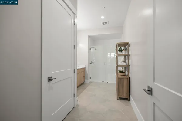 $1,299,000 | 600 Hartz Avenue, Unit 114, Danville, CA 94526