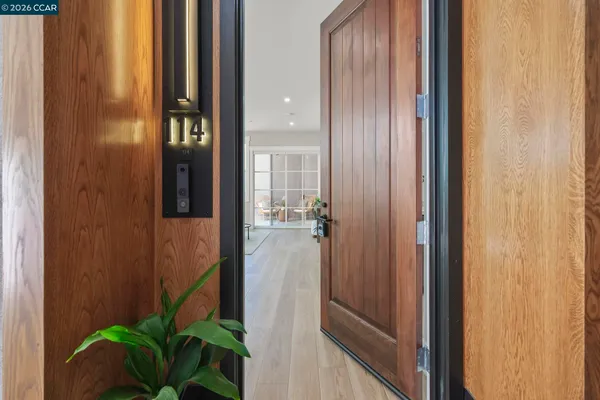 $1,299,000 | 600 Hartz Avenue, Unit 114, Danville, CA 94526