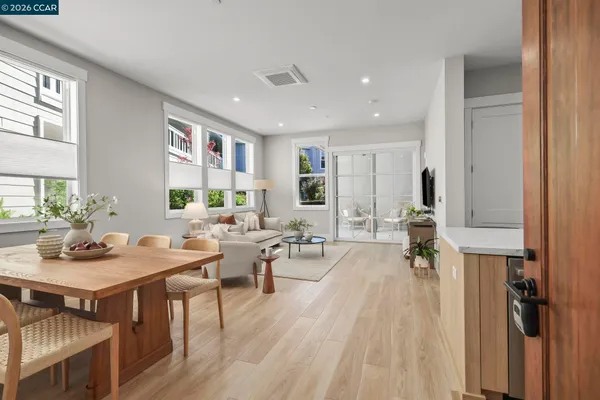 $1,299,000 | 600 Hartz Avenue, Unit 114, Danville, CA 94526