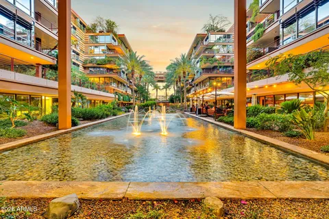 $1,275,000 | 7137 East Rancho Vista Drive, Unit 7008, Scottsdale, AZ 85251