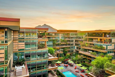 $1,275,000 | 7137 East Rancho Vista Drive, Unit 7008, Scottsdale, AZ 85251