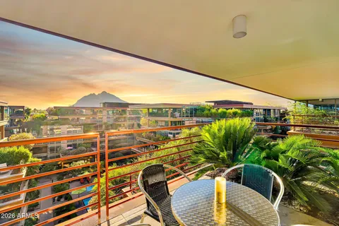 $1,275,000 | 7137 East Rancho Vista Drive, Unit 7008, Scottsdale, AZ 85251