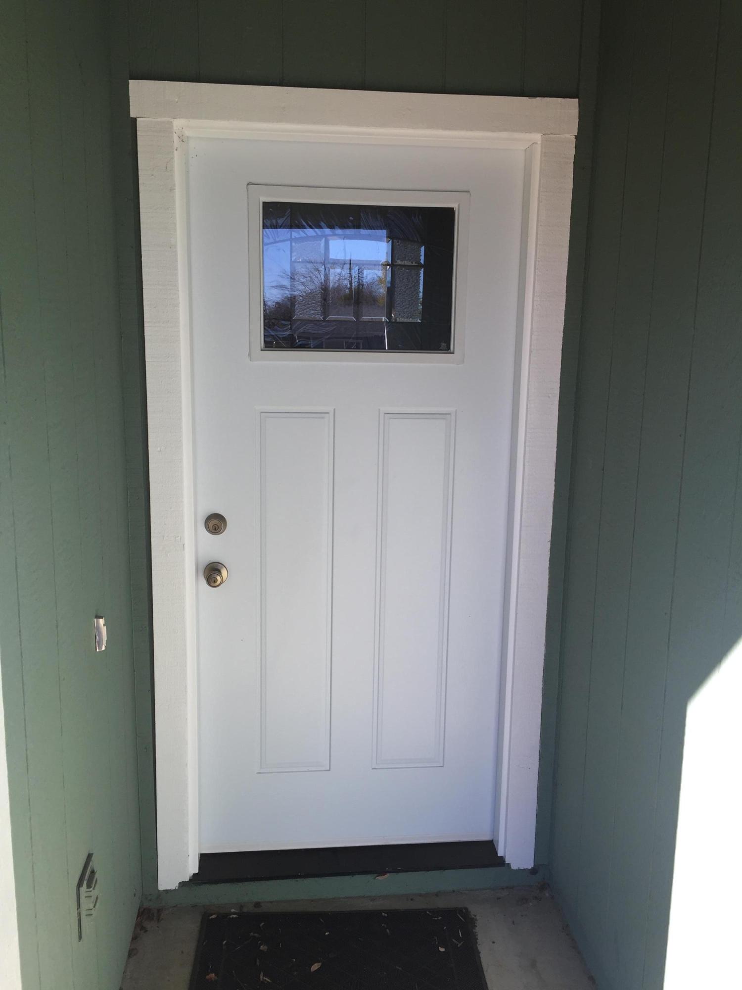 2330 Oxford Road Redding, CA 96002 - Photo 20 of 23 New front door