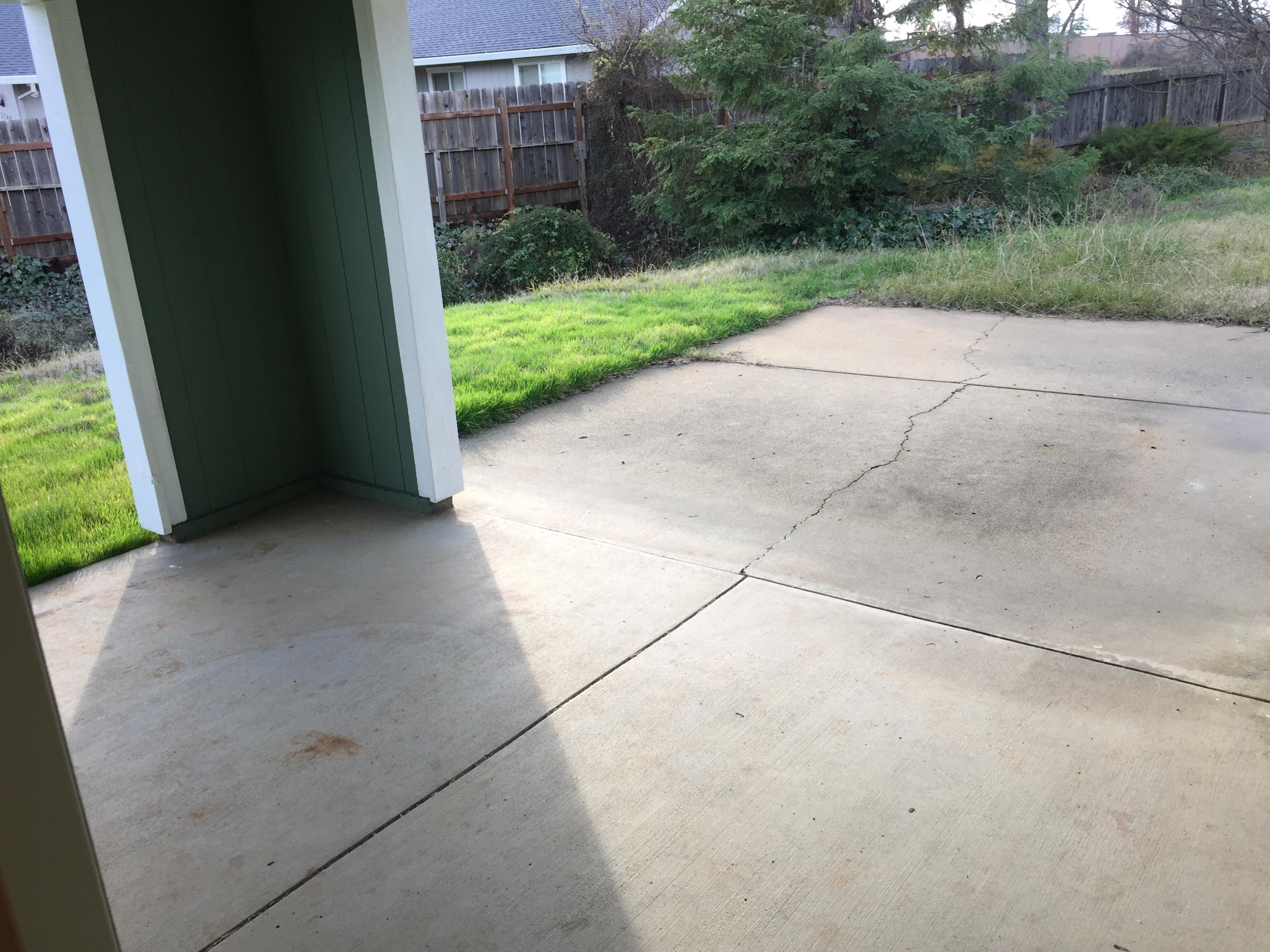 2330 Oxford Road Redding, CA 96002 - Photo 23 of 23 Covered back patio