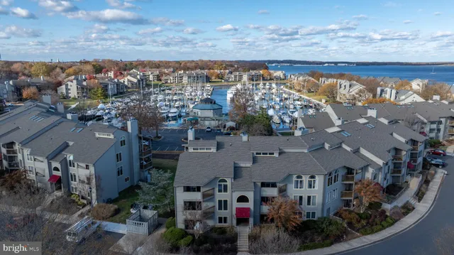 $712,000 | 2106 Chesapeake Harbour Drive, Unit 202, Annapolis, MD 21403
