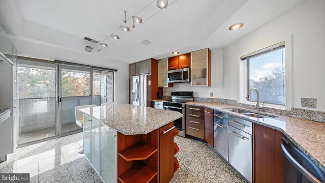 $712,000 | 2106 Chesapeake Harbour Drive, Unit 202, Annapolis, MD 21403