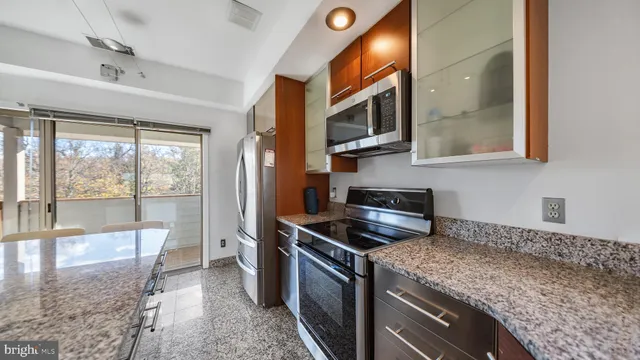 $712,000 | 2106 Chesapeake Harbour Drive, Unit 202, Annapolis, MD 21403