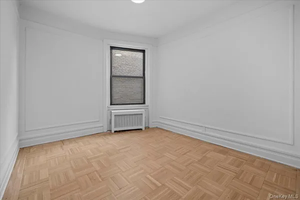 $495,000 | 117 Seaman Avenue, Unit 4C | Inwood