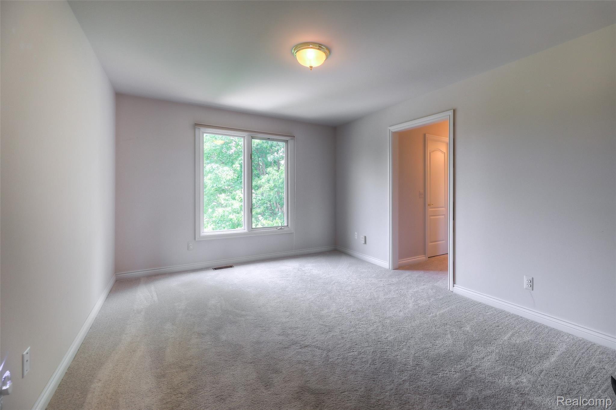 2904 Baytree Court Rochester, MI 48306 - Photo 37 of 52 36 - Bedroom 4.jpg