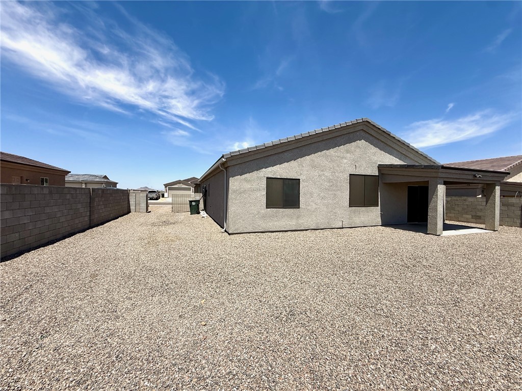 5547 Eagle View Road Kingman, AZ 86409 - Photo 34 of 34 Back of Structure