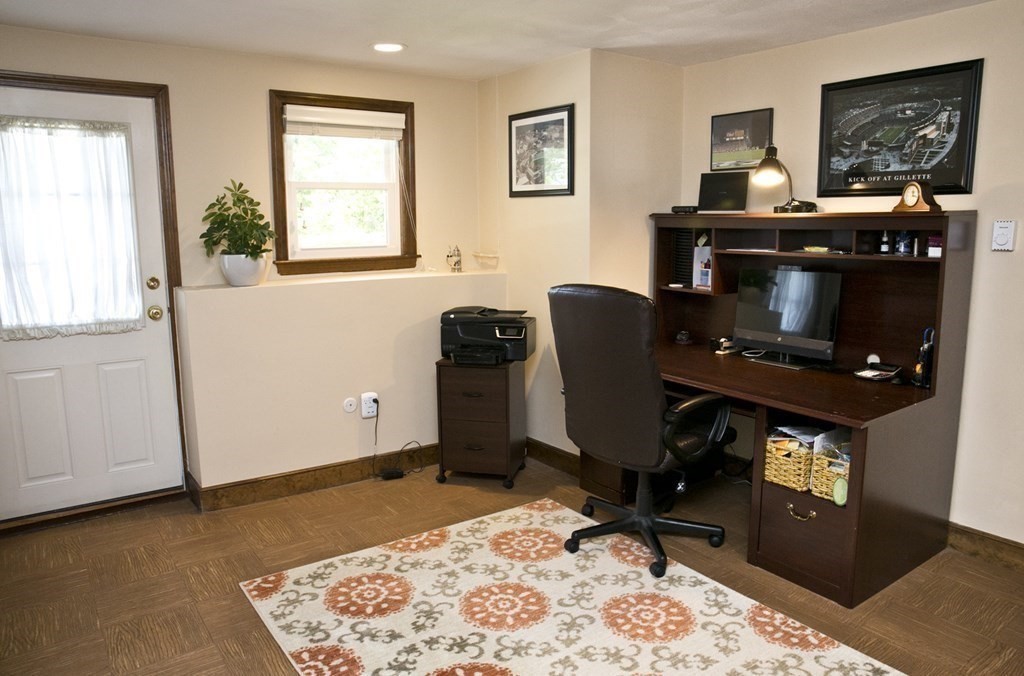 15 Browning Road Shrewsbury, MA 01545 - Photo 21 of 26 Gallery Image 21