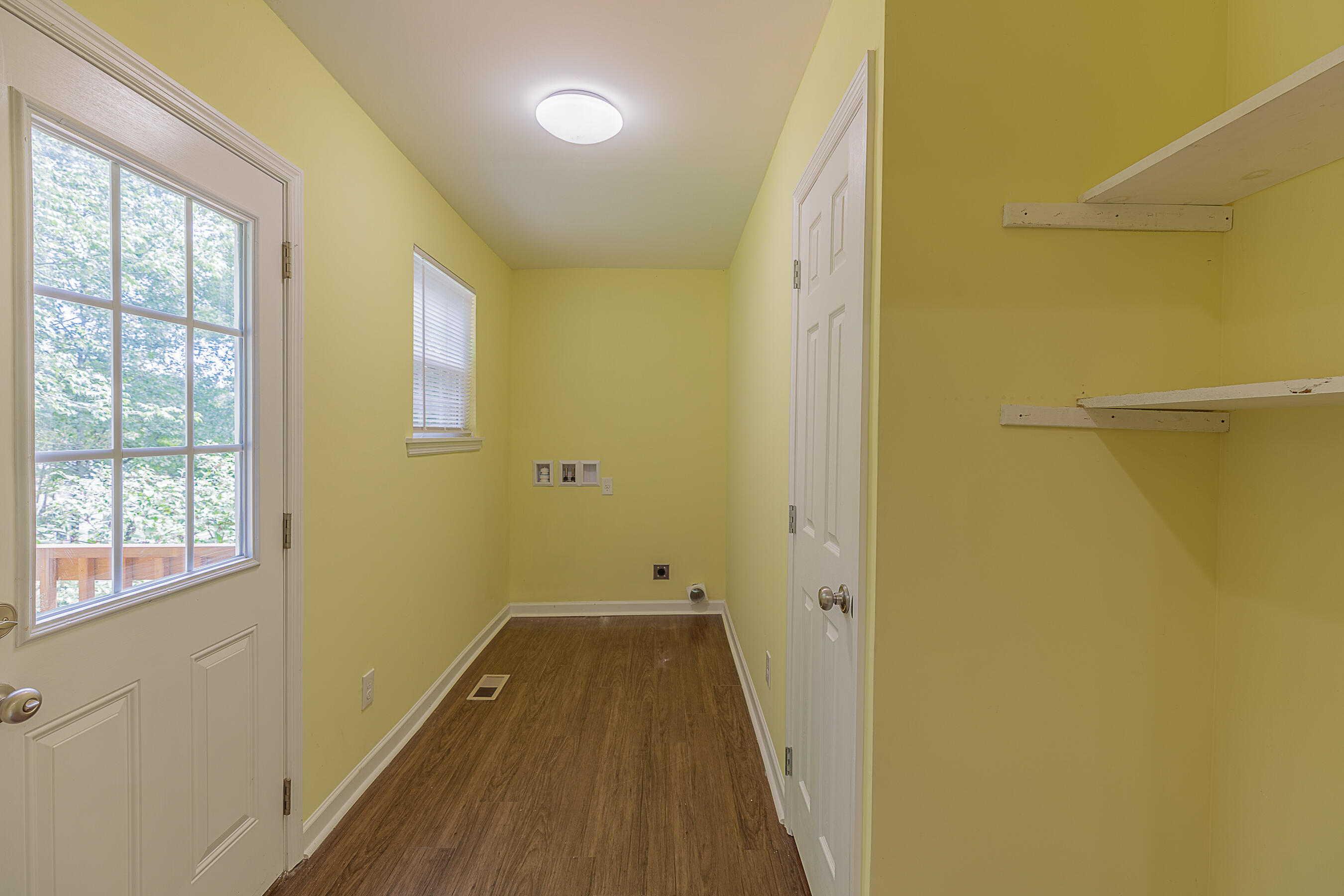 2718 Durand Avenue Chattanooga, TN 37406 - Photo 11 of 22 Laundry