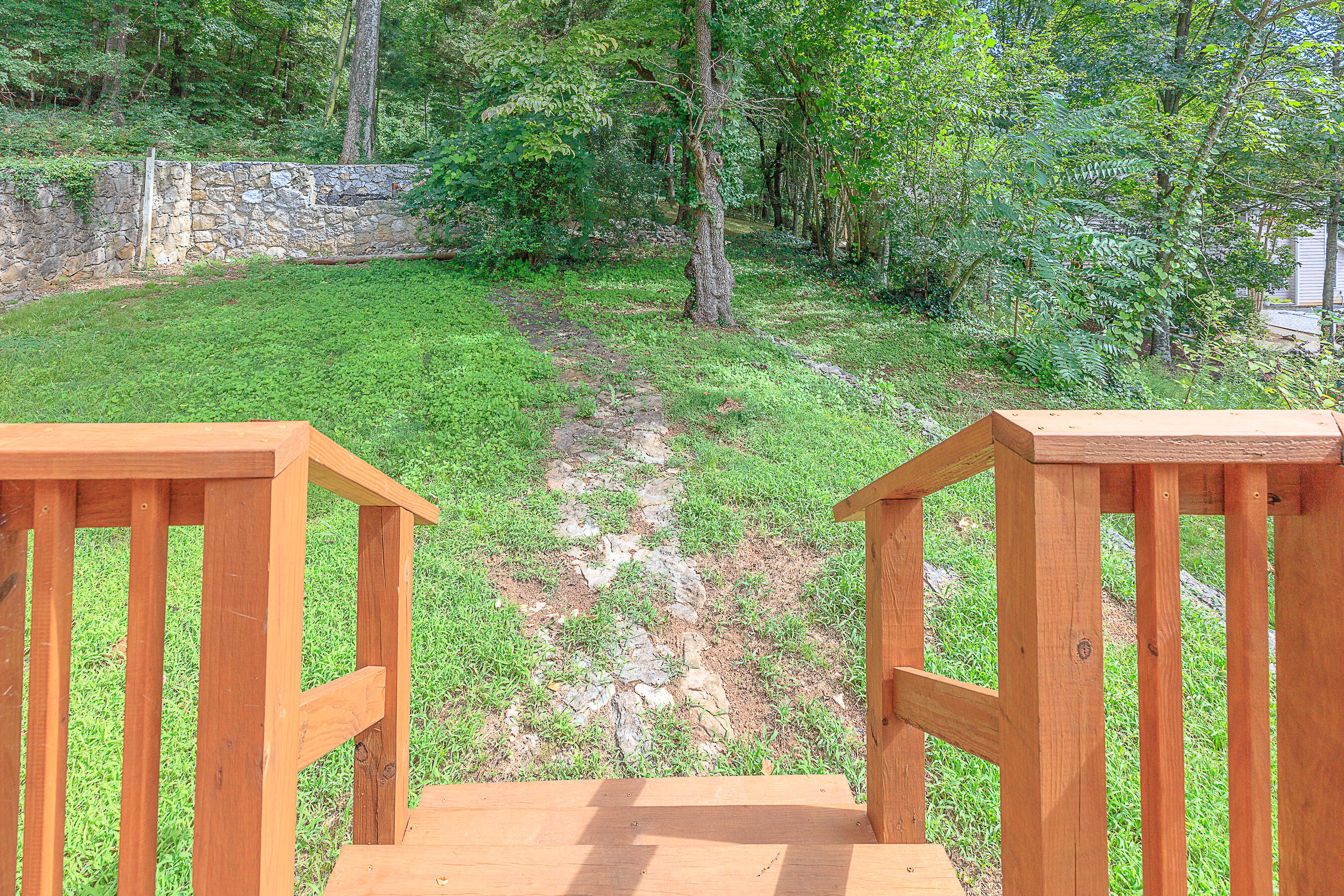 2718 Durand Avenue Chattanooga, TN 37406 - Photo 19 of 22 Back yard