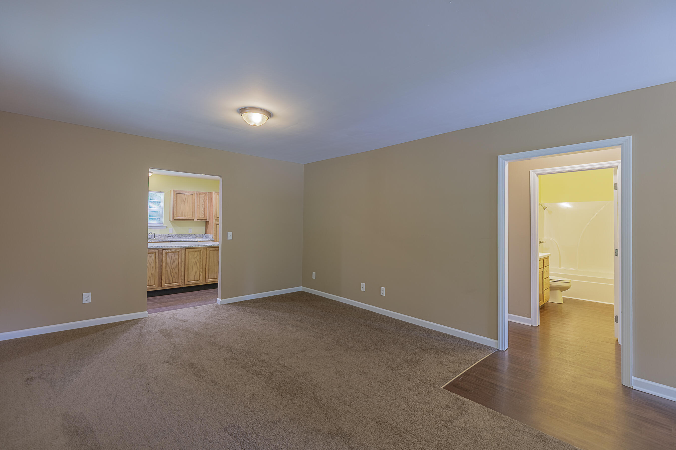 2718 Durand Avenue Chattanooga, TN 37406 - Photo 6 of 22 LR/DR