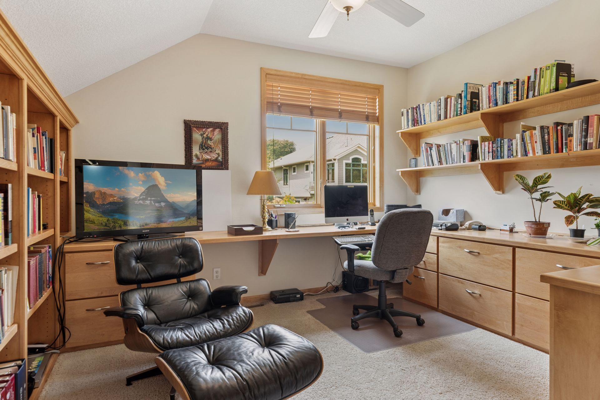 8117 Xerxes Circle Bloomington, MN 55431 - Photo 26 of 54