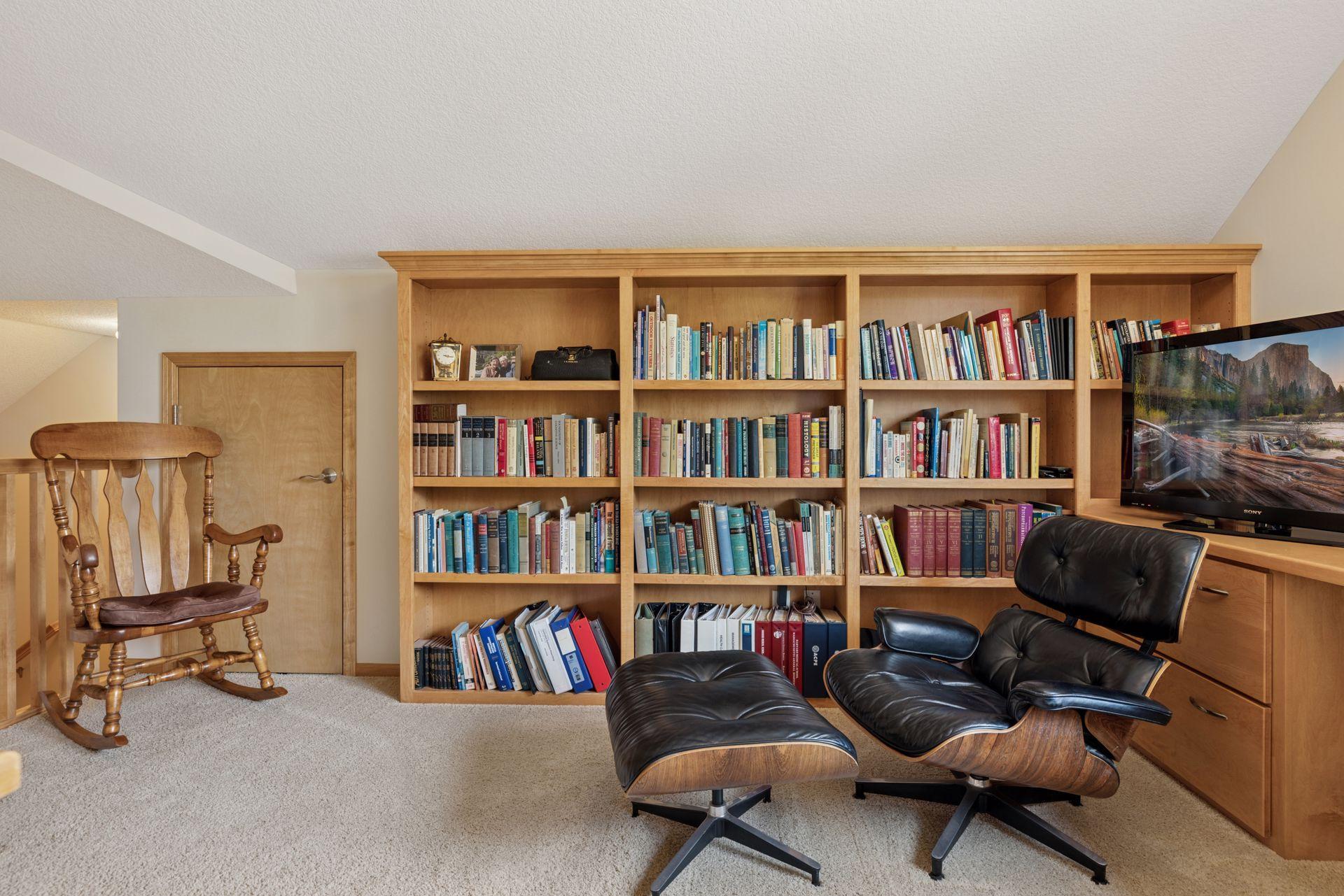 8117 Xerxes Circle Bloomington, MN 55431 - Photo 28 of 54