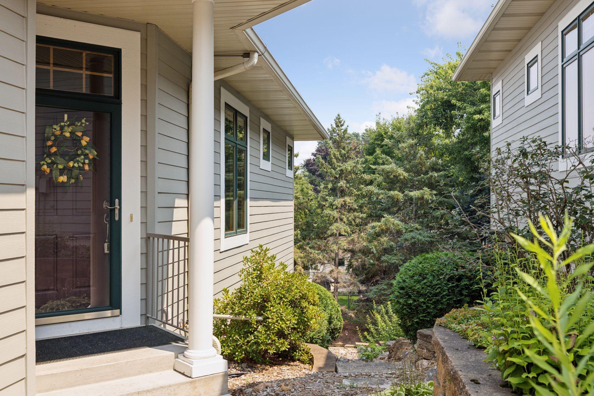 8117 Xerxes Circle Bloomington, MN 55431 - Photo 39 of 54