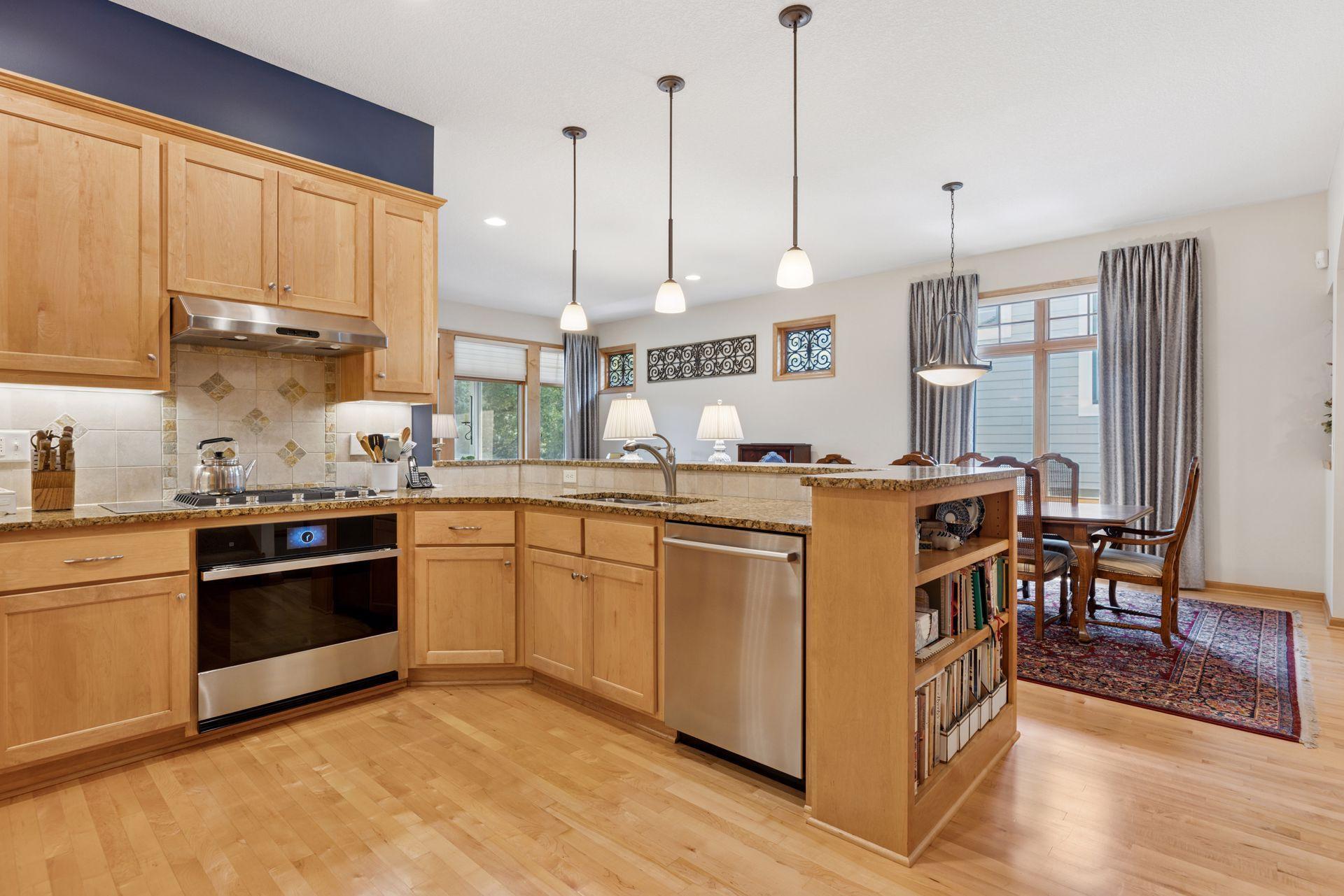 8117 Xerxes Circle Bloomington, MN 55431 - Photo 8 of 54