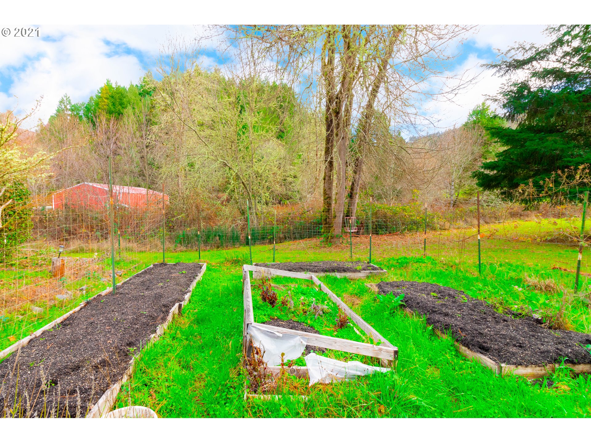 131 Slide Creek Road Myrtle Creek, OR 97457 - Photo 22 of 29 Gallery Image 22