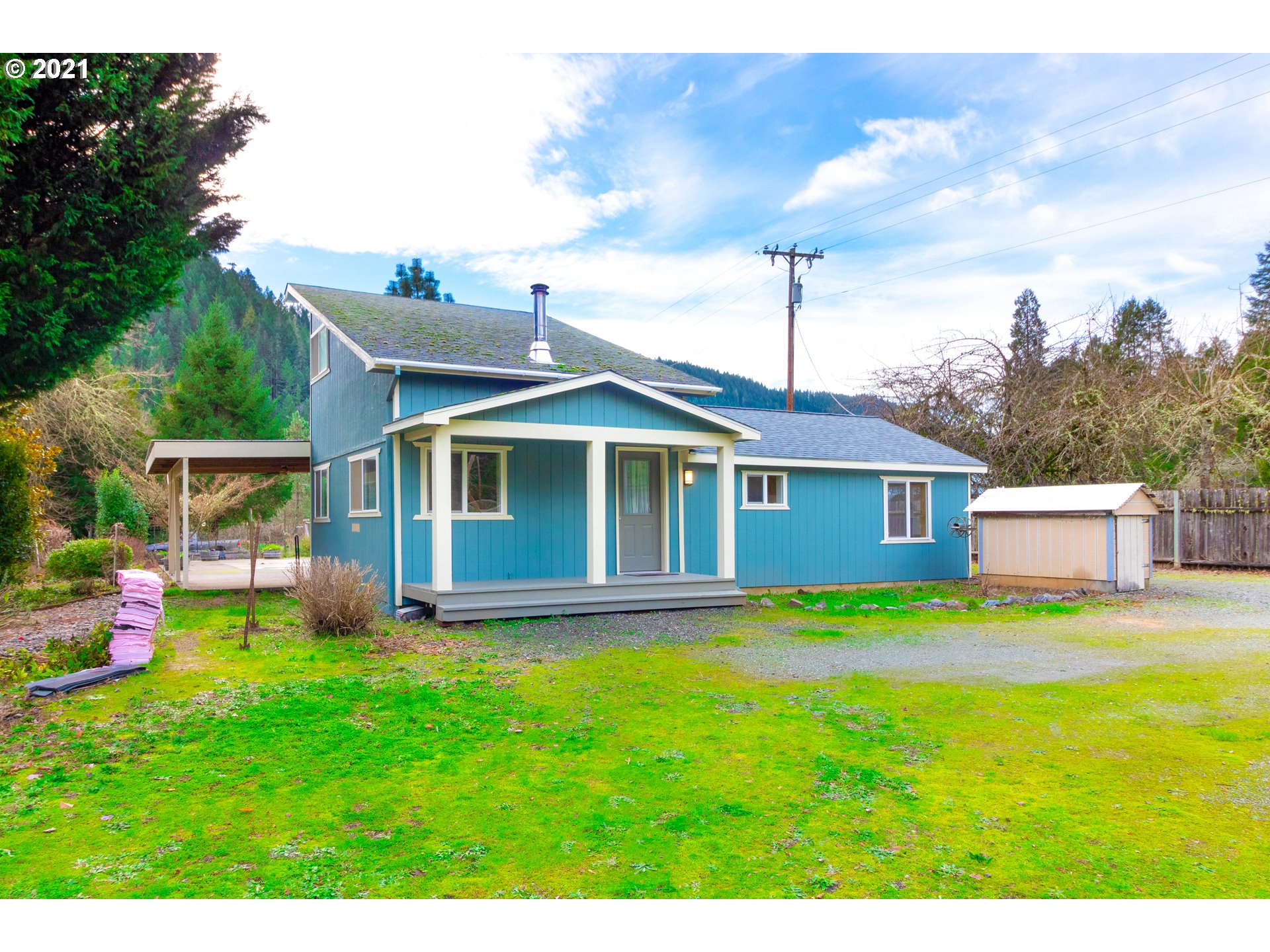 131 Slide Creek Road Myrtle Creek, OR 97457 - Photo 7 of 29 Gallery Image 7