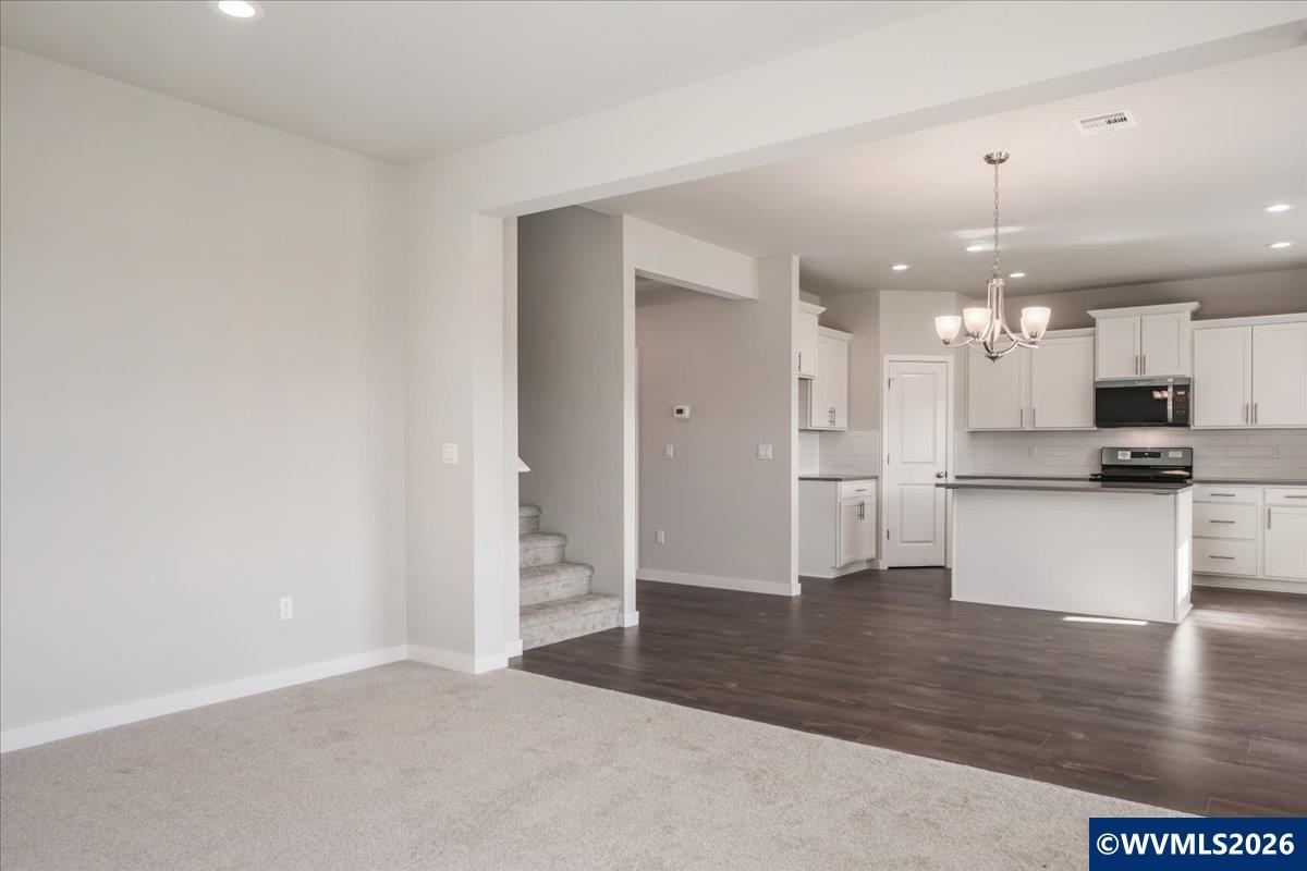 237 Northwest Newcastle Street Dallas, OR 97338 - Photo 19 of 30