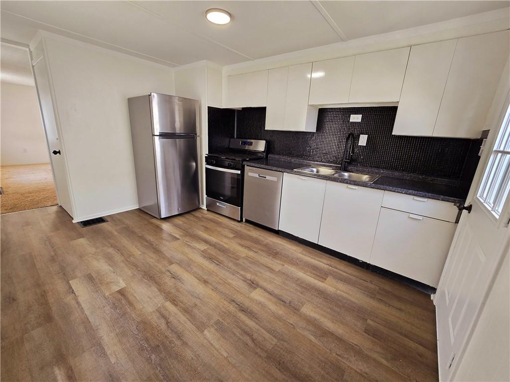 212 Ridge Avenue Derry, PA 15627 - Photo 4 of 17 Gallery Image 4