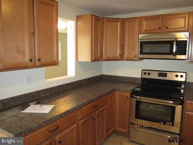 3352 Deininger Road York, PA 17406 - Photo 4 of 15 Gallery Image 4