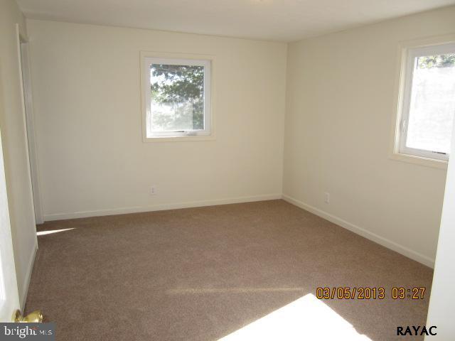 3352 Deininger Road York, PA 17406 - Photo 10 of 15 Gallery Image 10
