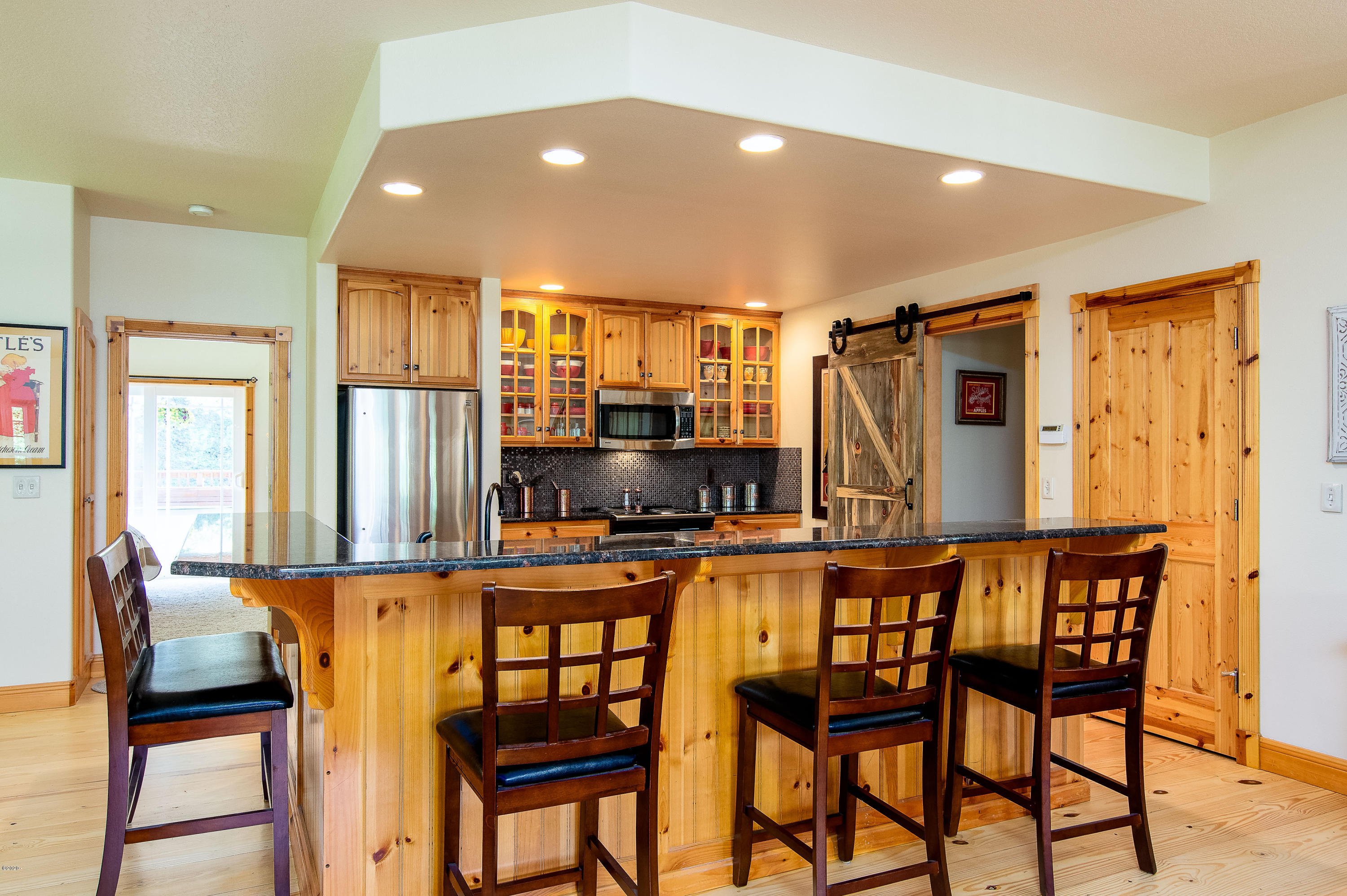 2536 Nashville Road Eddyville, OR 97343 - Photo 12 of 39 Breakfast bar in kitchen