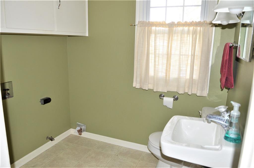 3422 Berkeley Road Anderson, IN 46011 - Photo 17 of 18 Gallery Image 17