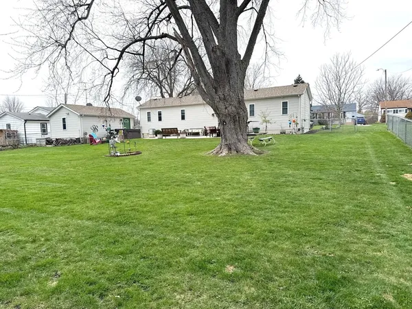 $349,900 | 121 North Marion Avenue, Bartlett, IL 60103