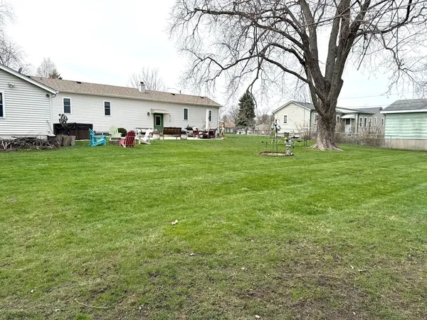 $349,900 | 121 North Marion Avenue, Bartlett, IL 60103