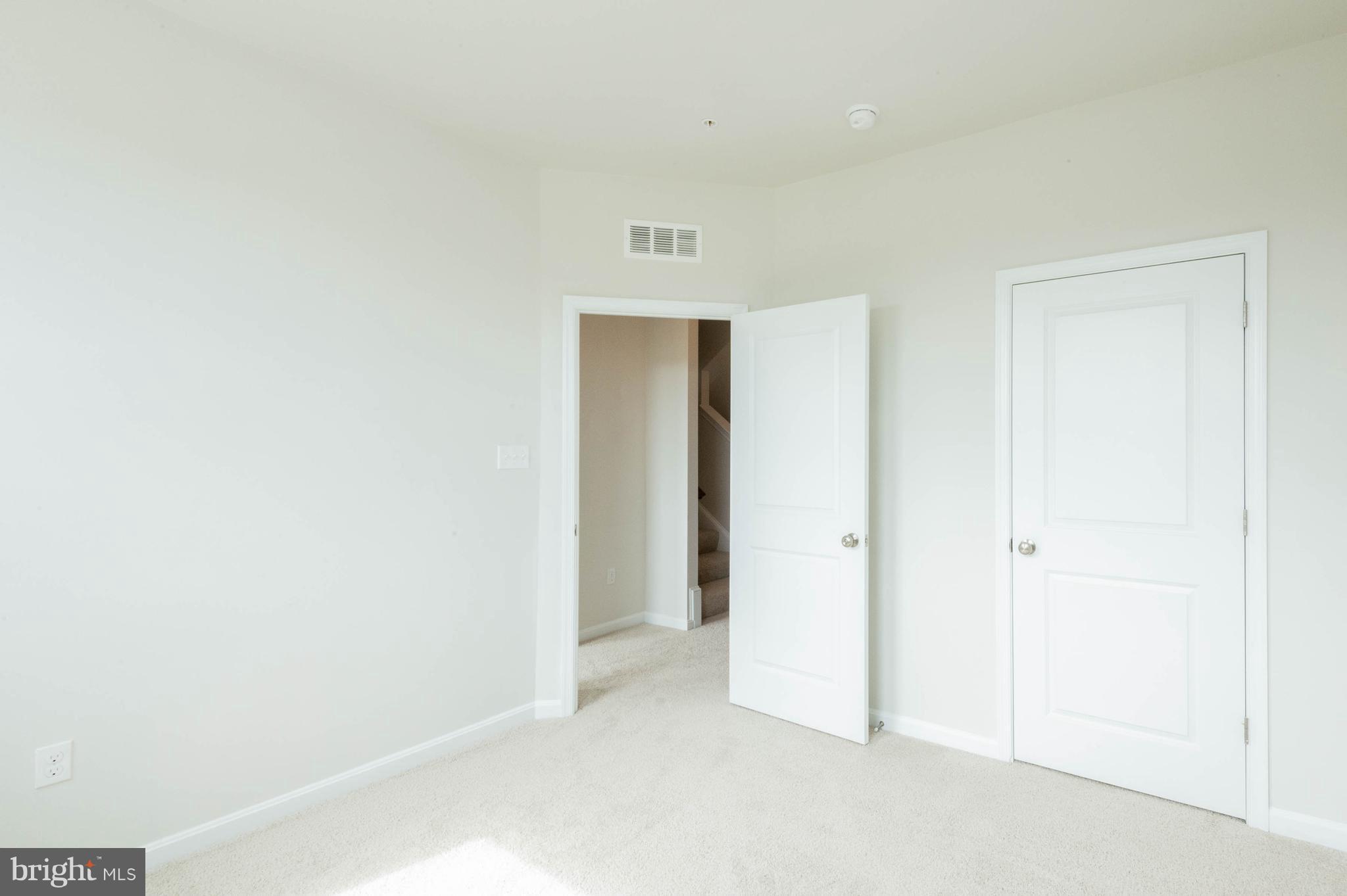 2526 Broad Reach Boulevard Edgewater, MD 21037 - Photo 20 of 30 Bedroom